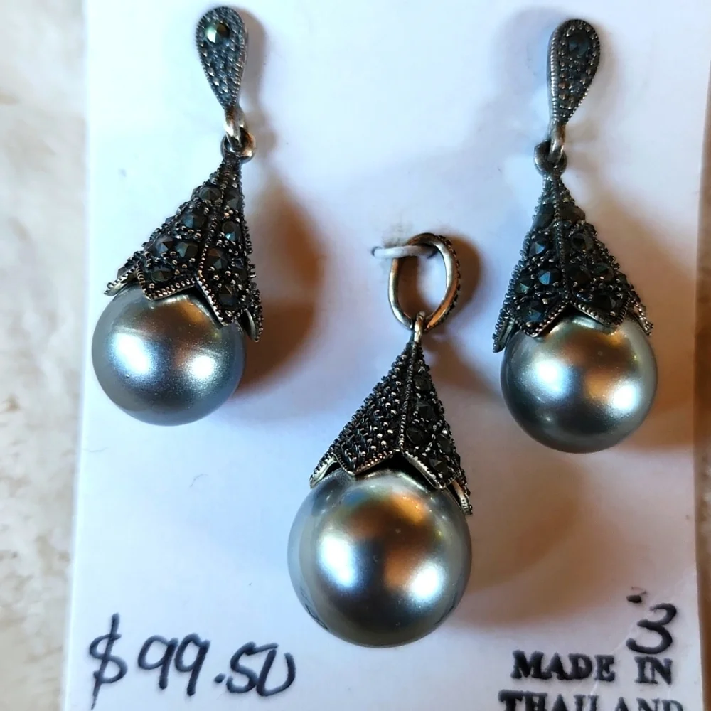 Elegant‎ Silver Pearl Jewelry Set